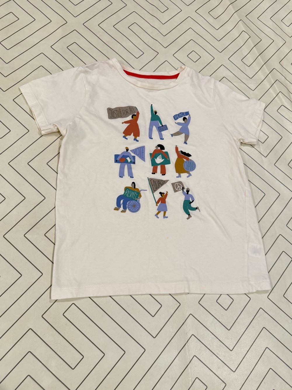 Piccolina Ivory Graphic Crewneck T-Shirt with Multicolor Figures
